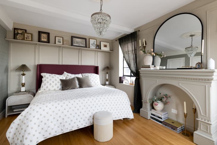 11 Bedroom Mirror Ideas - How to Use Mirrors in the Bedroom | Apartment ...